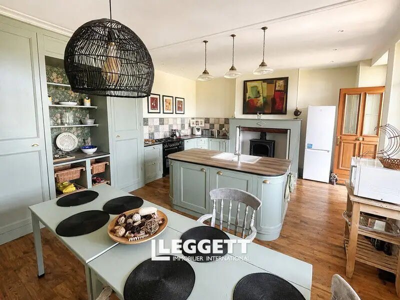 Maison à vendre, 266m², Saint-Barthélemy-d'Agenais