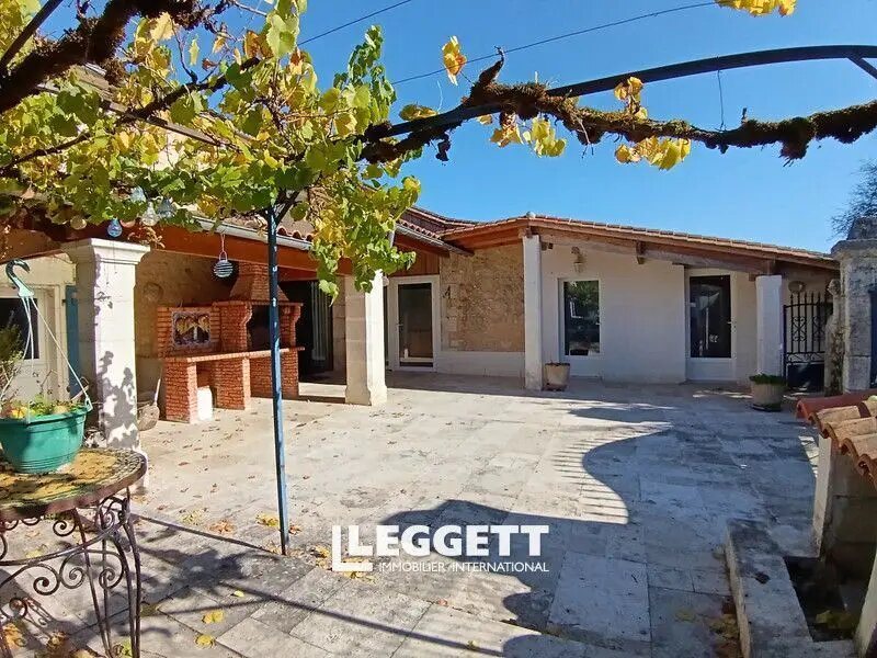 Maison à vendre, 240m², Mareuil en Périgord
