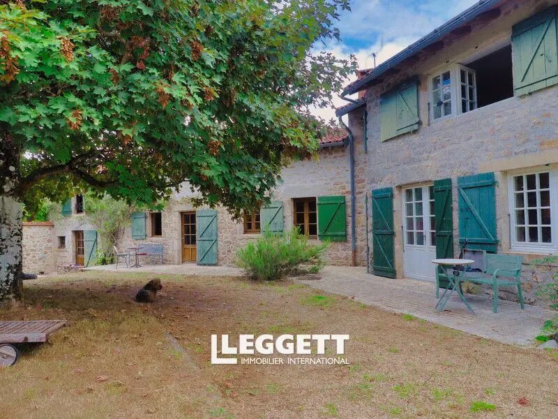Maison à vendre, 268m², Nontron