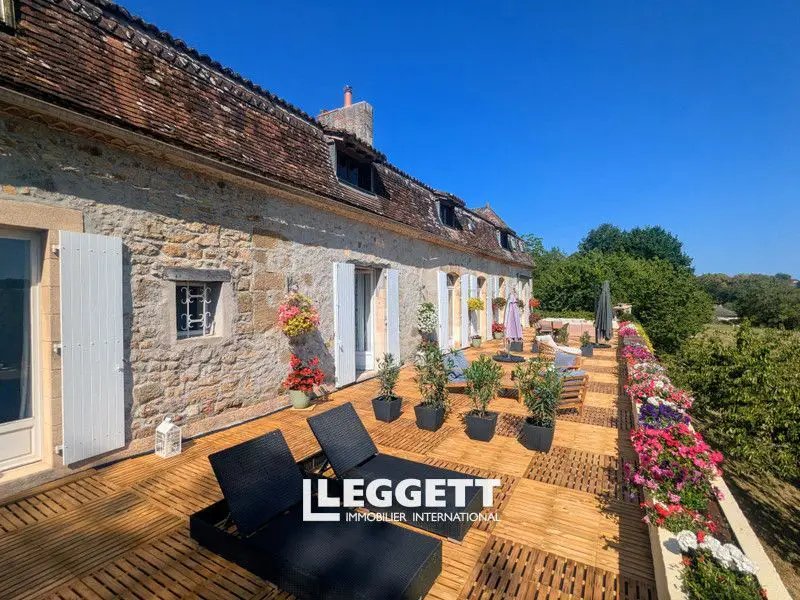 Maison à vendre, 421m², Thiviers