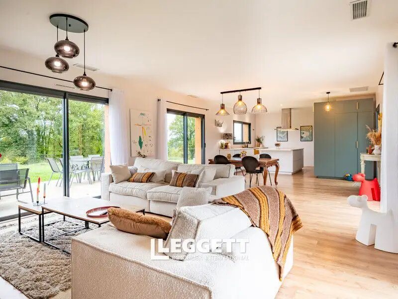 Maison à vendre, 125m², Les Eyzies-de-Tayac-Sireuil