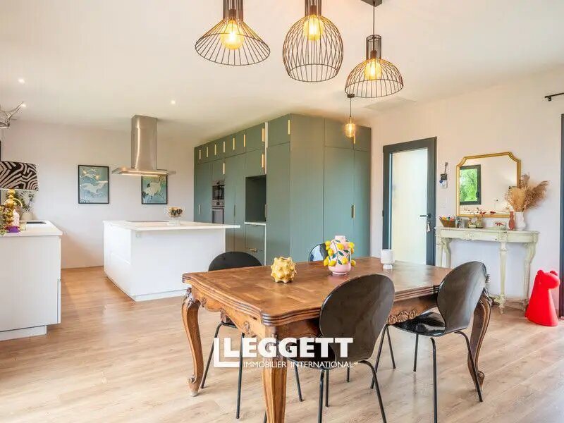 Maison à vendre, 125m², Les Eyzies-de-Tayac-Sireuil