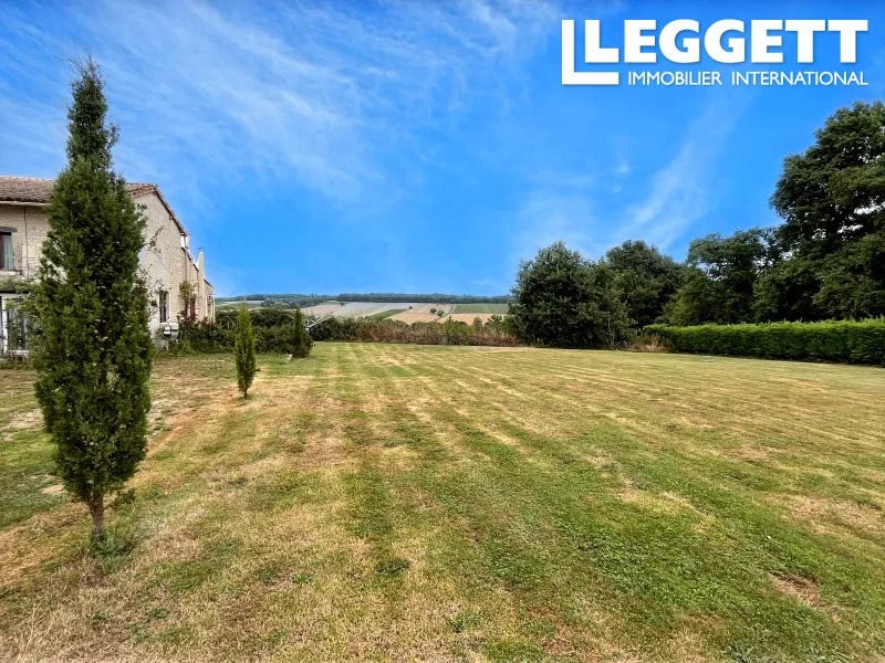 Maison à vendre, 368m², Pommiers-Moulons