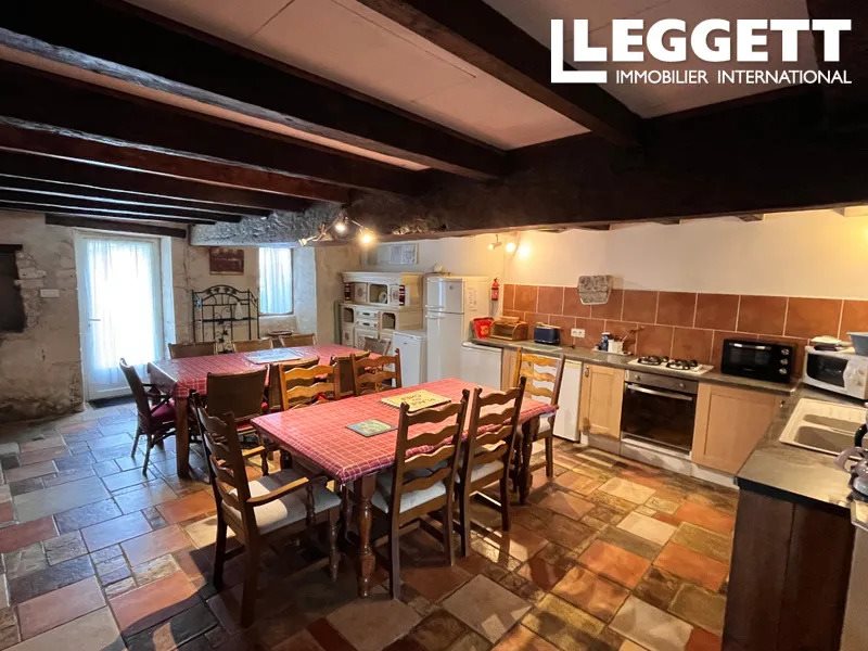 Maison à vendre, 368m², Pommiers-Moulons