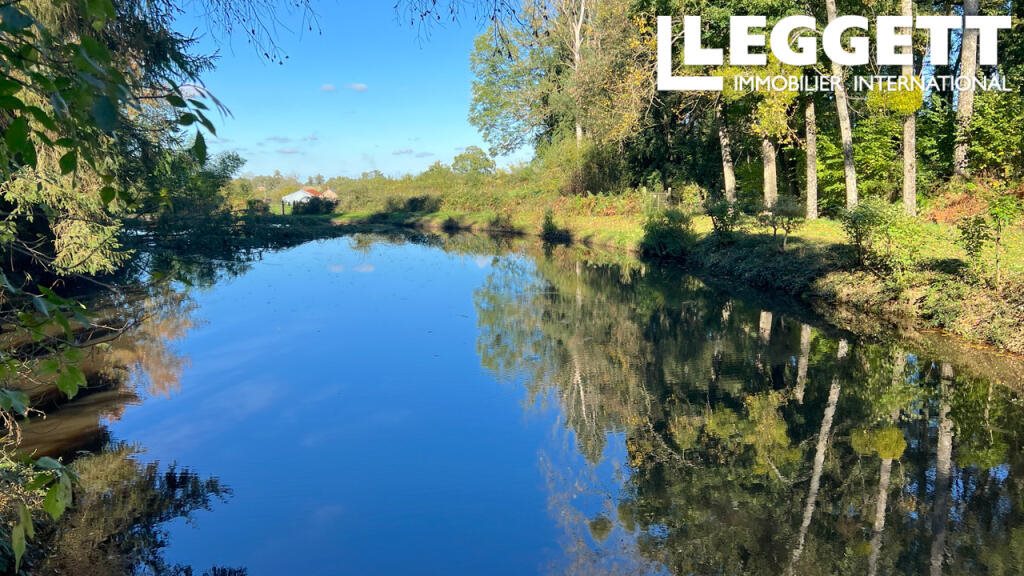 Maison à vendre, 273m², Sazeray