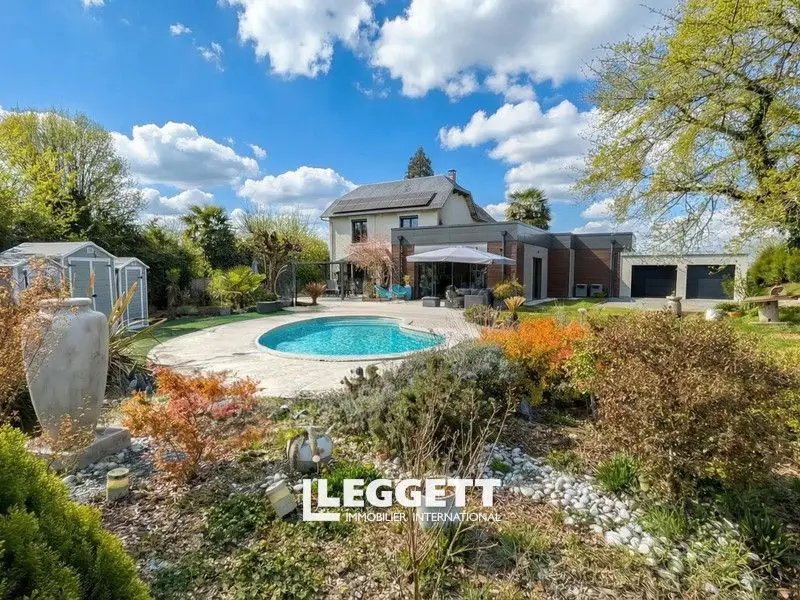Maison à vendre, 243m², Lubersac