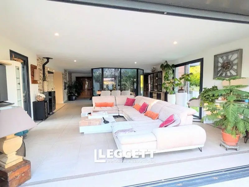 Maison à vendre, 243m², Lubersac