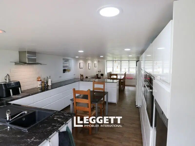 Maison à vendre, 182m², Montmorillon