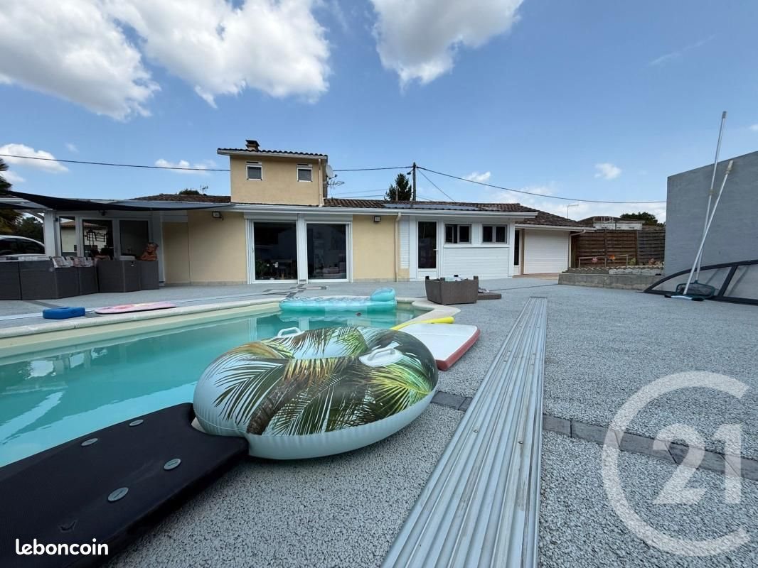 Maison à vendre, 108m², Vertheuil