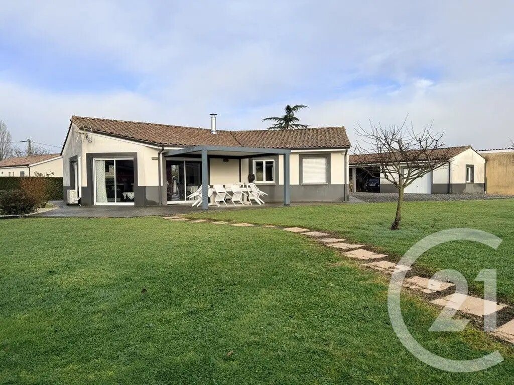 Maison à vendre, 97m², Vertheuil