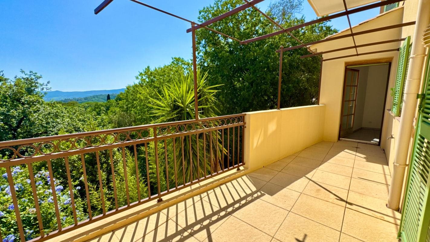 Appartement à vendre, 73m², Grimaud