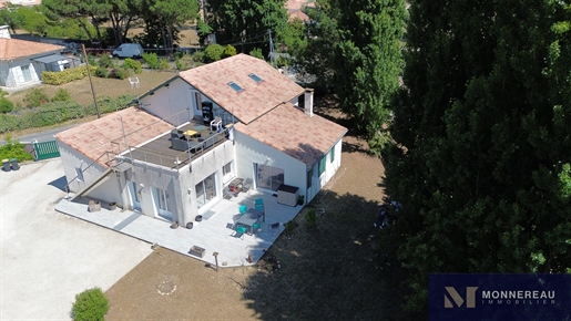 Maison 8 pièces 196 m² · à La Tremblade · 196 m² · 428 400 €