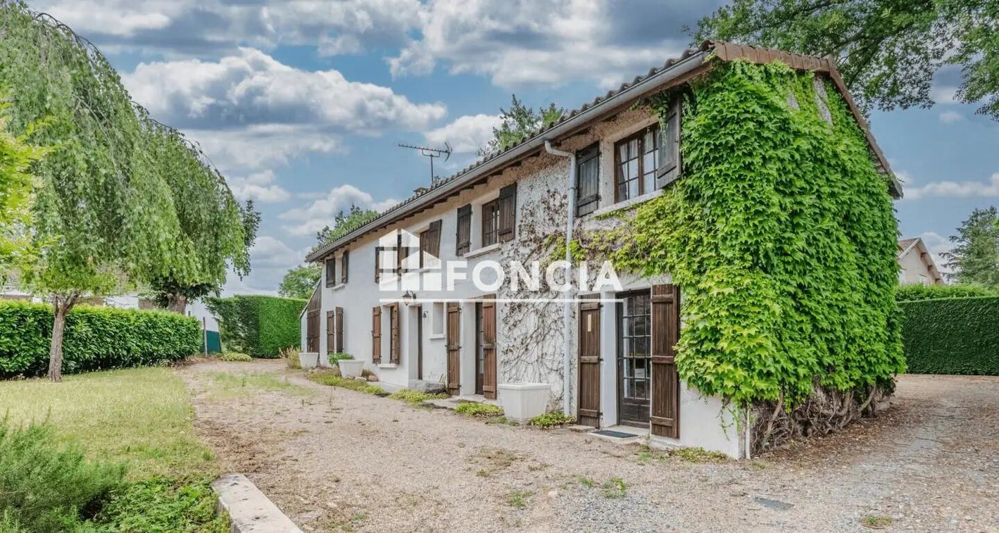 Maison à vendre, 138m², Nervieux