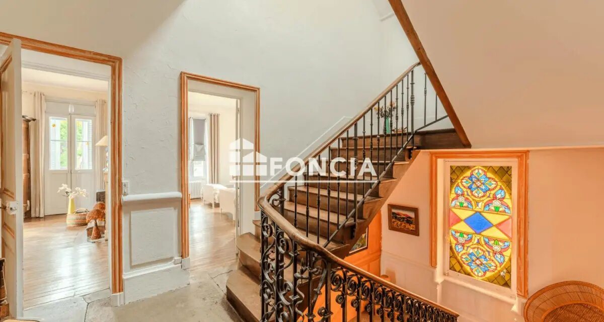 Maison à vendre, 390m², Roanne