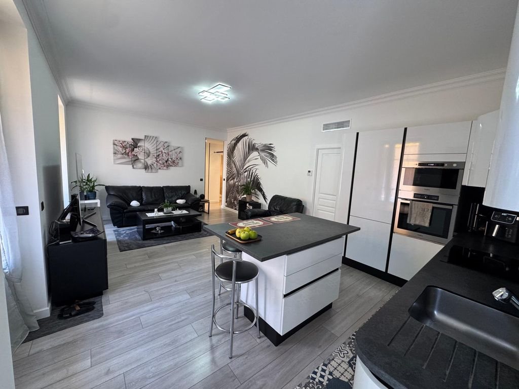Appartement à vendre, 88m², Beausoleil