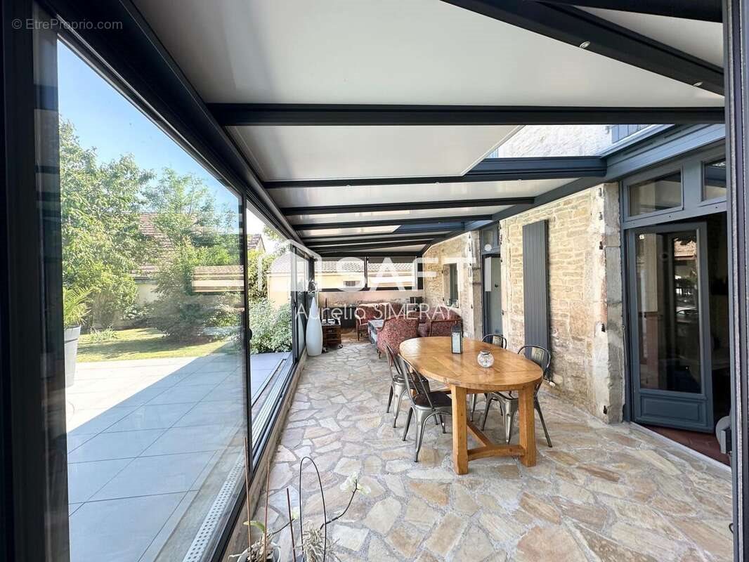 Maison à vendre, 155m², Savigny-le-Sec