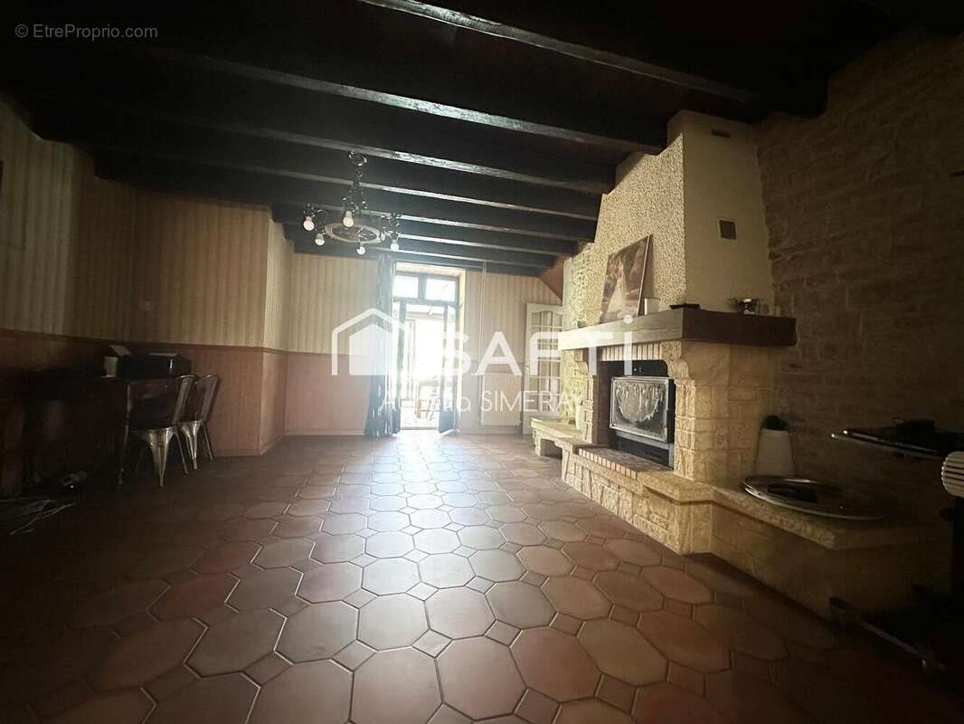 Maison à vendre, 155m², Savigny-le-Sec
