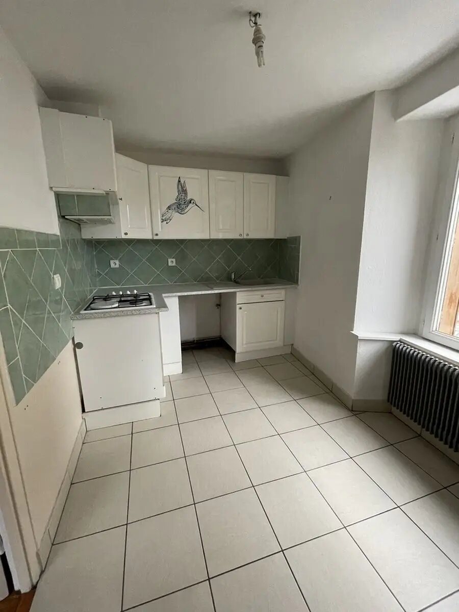Appartement à louer, 69m², Saint-Léonard-de-Noblat
