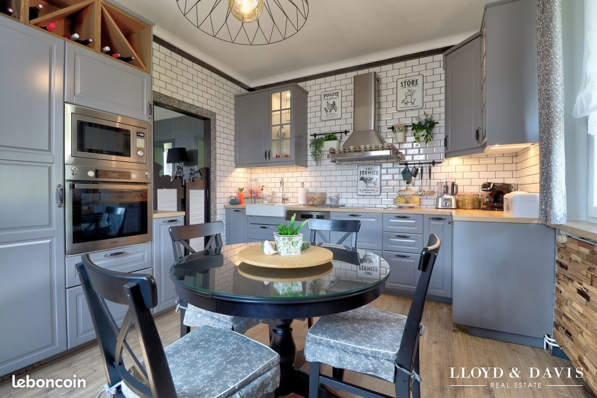 Maison à vendre, 212m², Saint-Pierre-d'Albigny