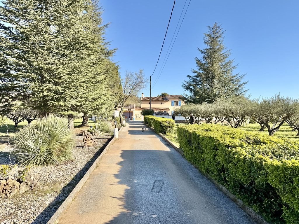 Maison à vendre, 150m², Carcès