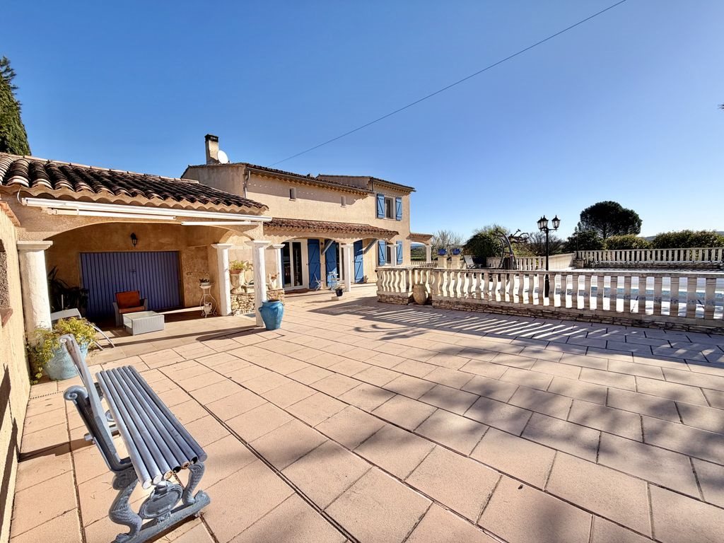 Maison à vendre, 150m², Carcès