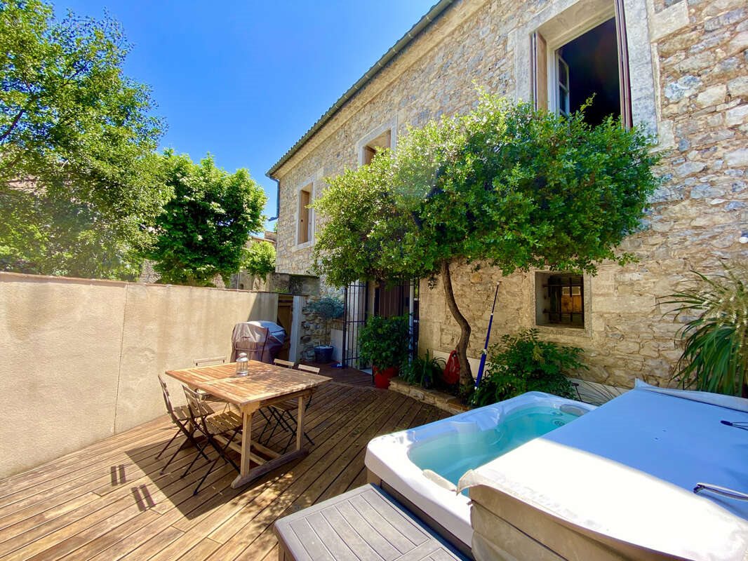 Maison à vendre, 300m², Saint-Gély-du-Fesc