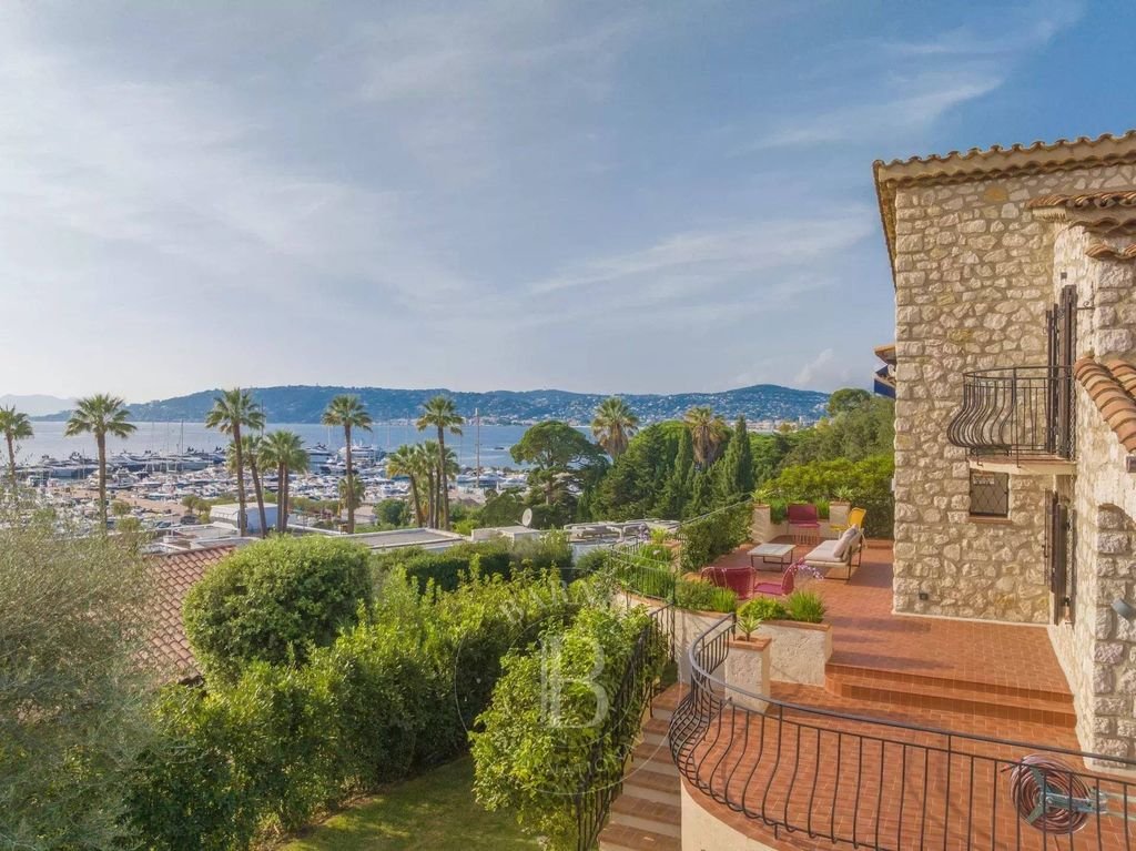 Maison à louer, 260m², Cannes