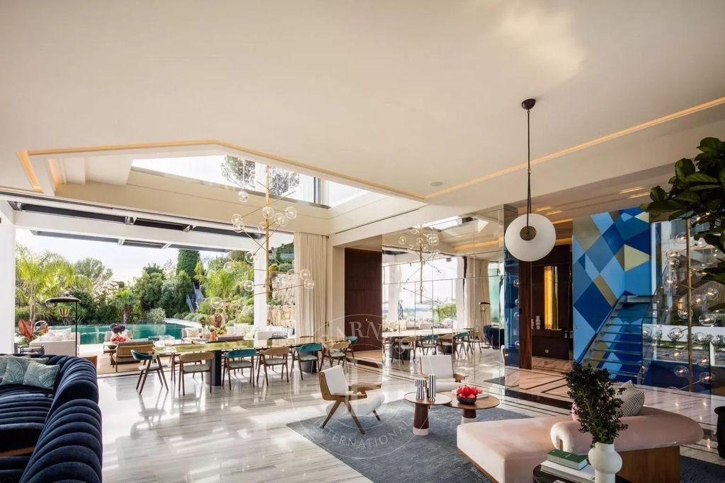 Maison à louer, 1100m², Cannes