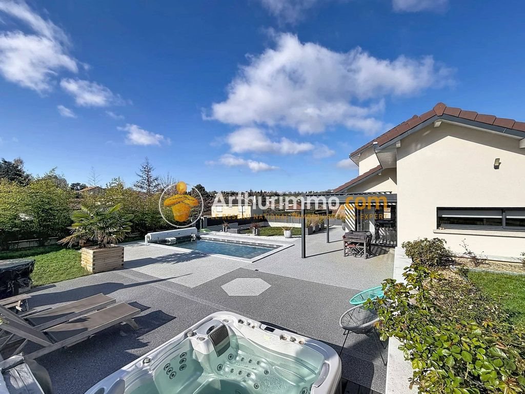 Maison à vendre, 160m², Bourgoin-Jallieu