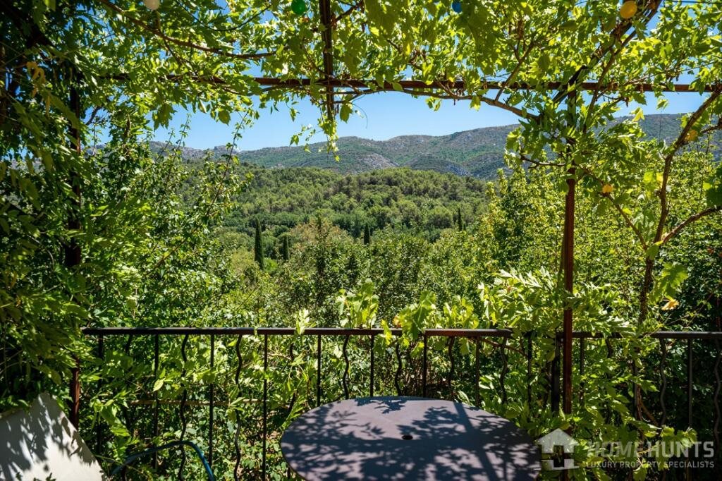Maison à vendre, 190m², Vauvenargues