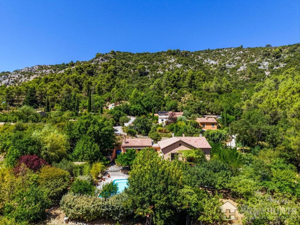 Maison à vendre, 190m², Vauvenargues
