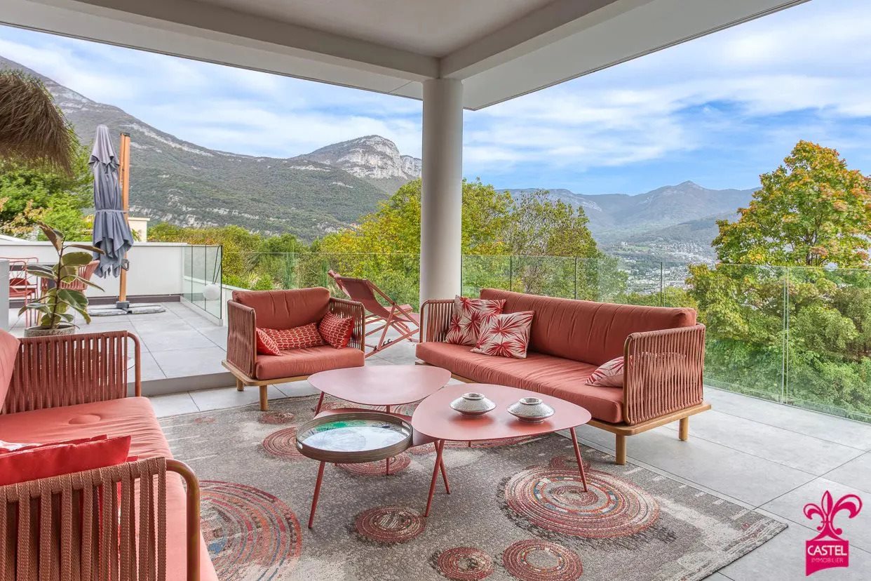 Maison à louer, 217m², Chambéry