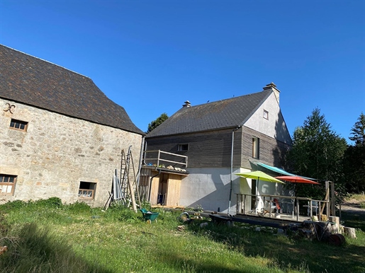 Maison 5 pièces 130 m² · à Peyre en Aubrac · 130 m² · 378 000 €