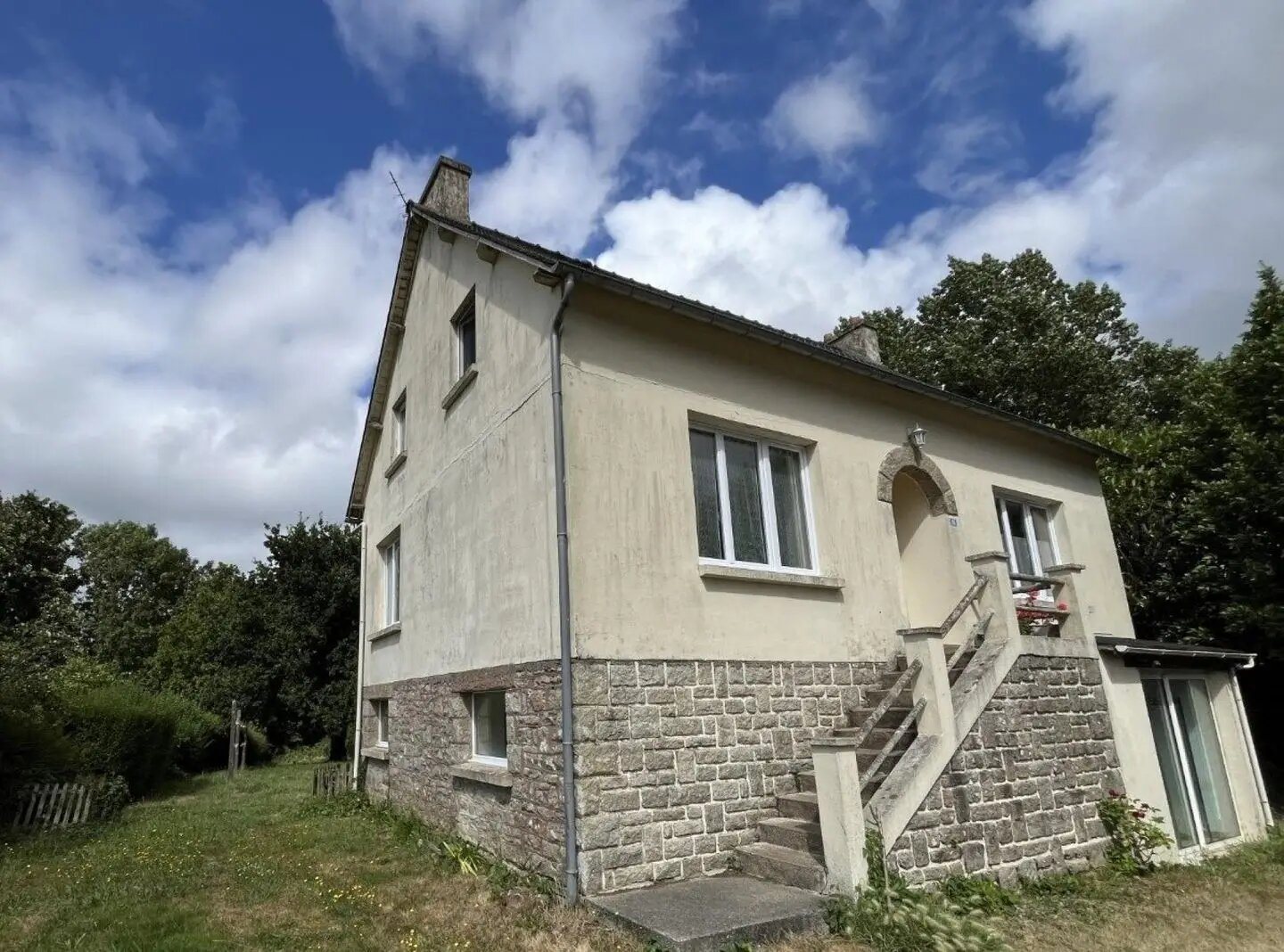 Maison à vendre, 99m², Plounévez-Moëdec