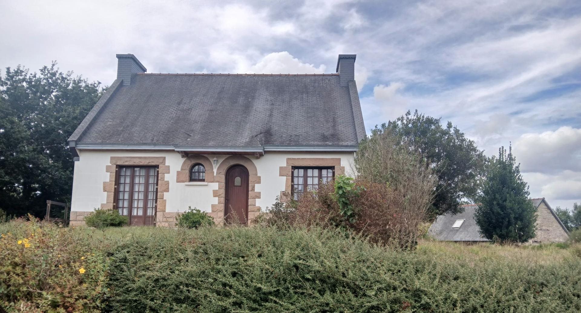 Maison à vendre, 97m², Plounévez-Moëdec