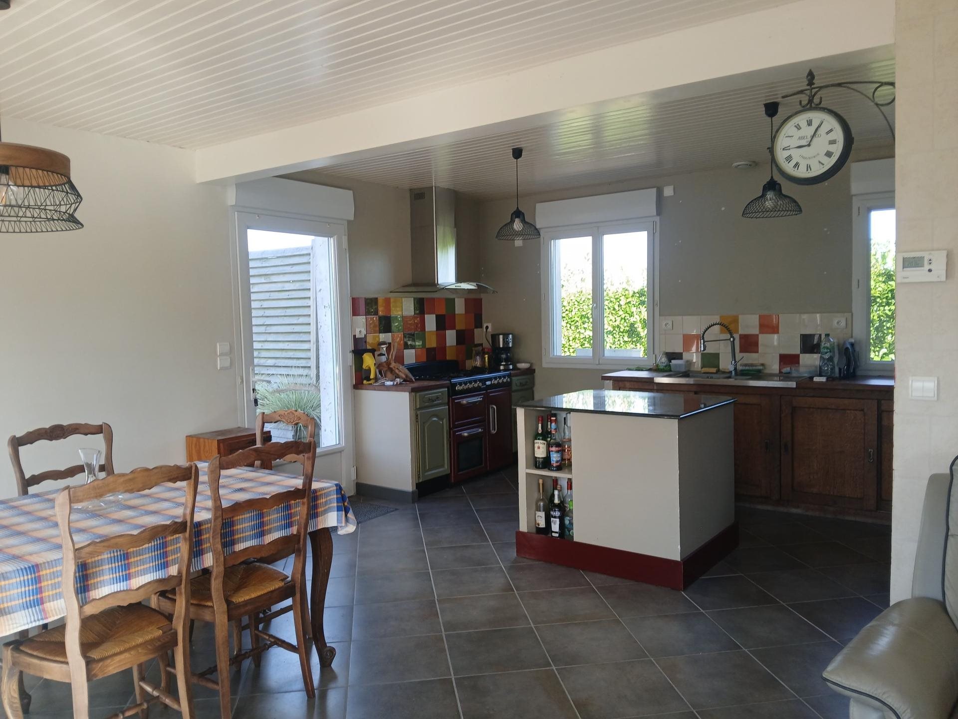 Maison à vendre, 90m², Plounévez-Moëdec
