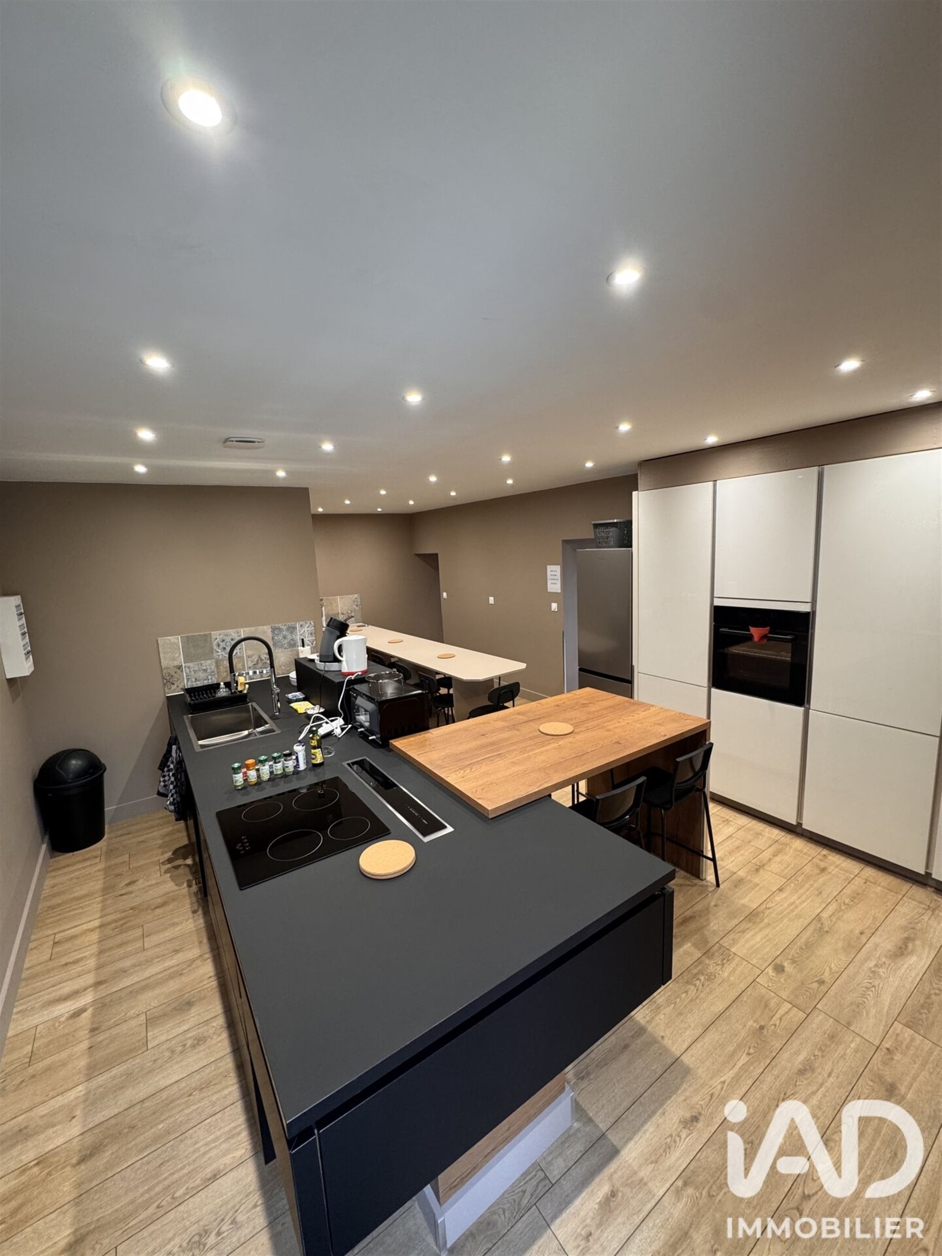 Maison à vendre, 595m², Dompierre-sur-Besbre