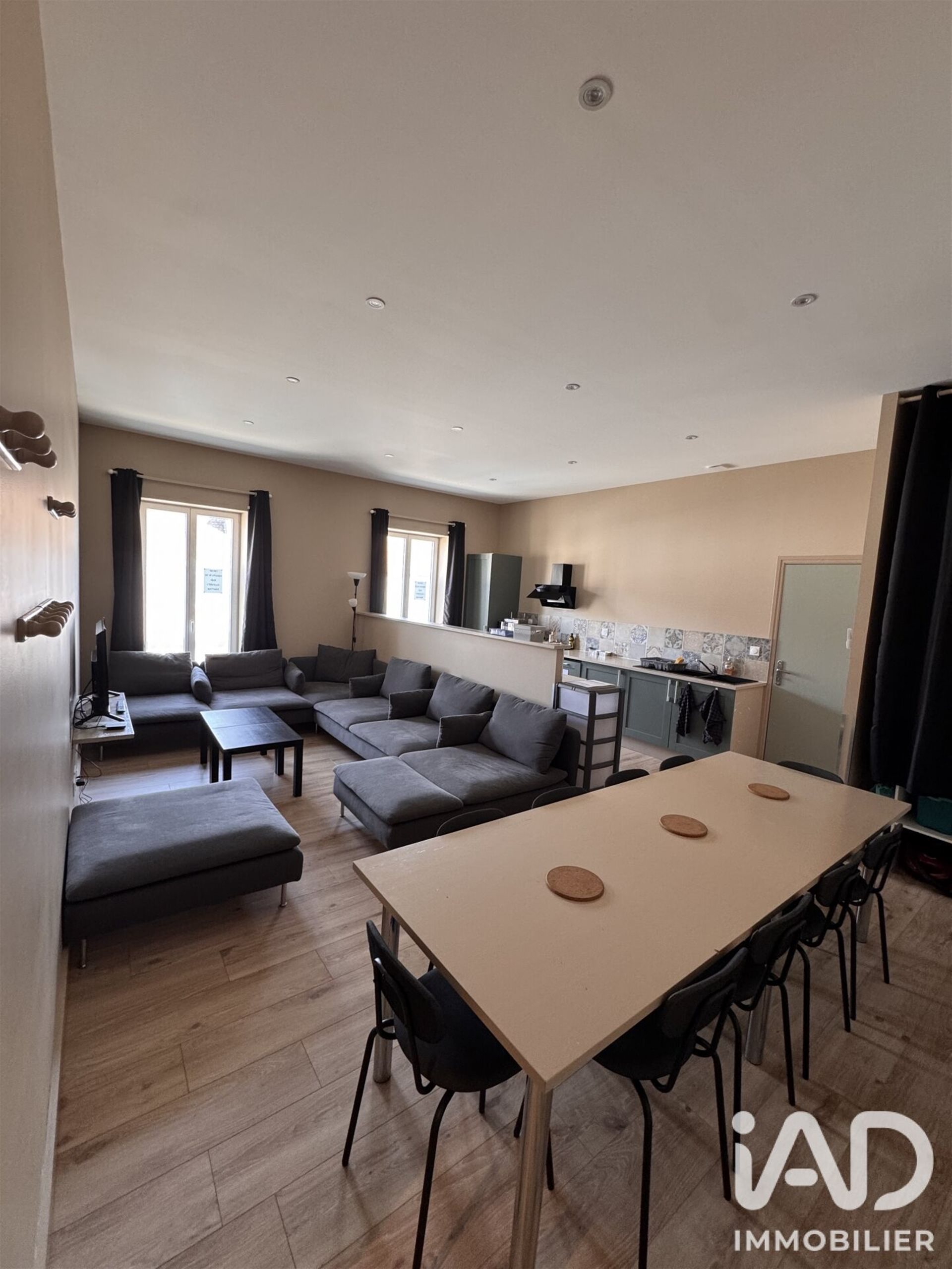 Maison à vendre, 595m², Dompierre-sur-Besbre