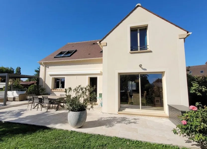 Maison à vendre, 140m², Ercuis