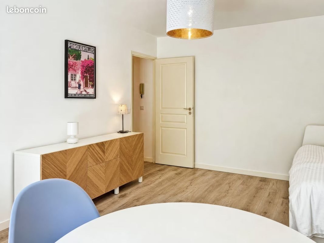 Appartement à louer, 24m², Toulon