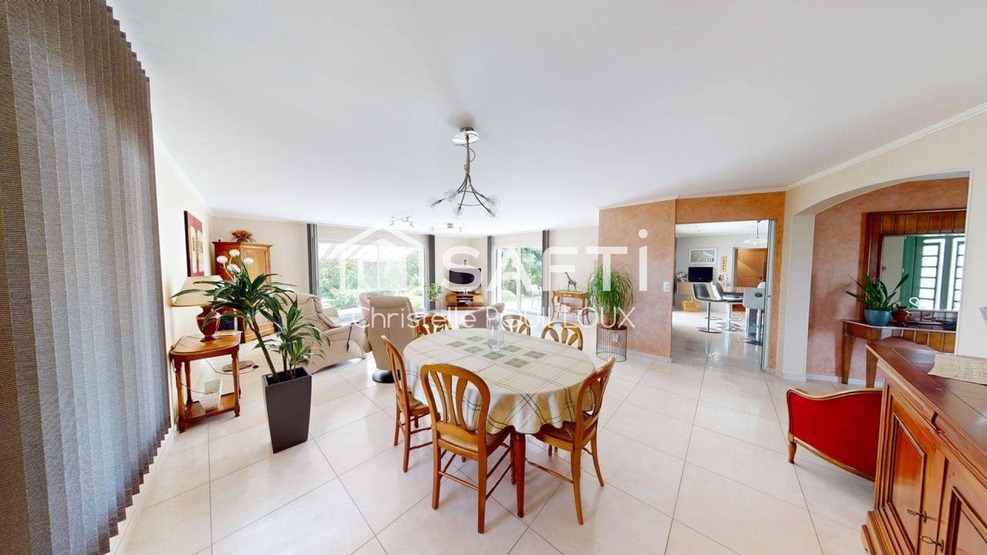 Maison à vendre, 250m², Benet