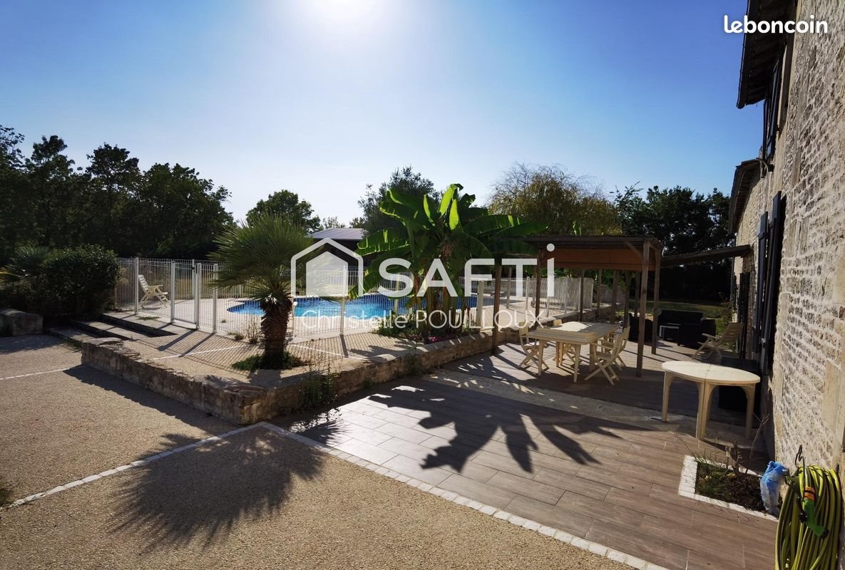 Maison à vendre, 400m², Aiffres