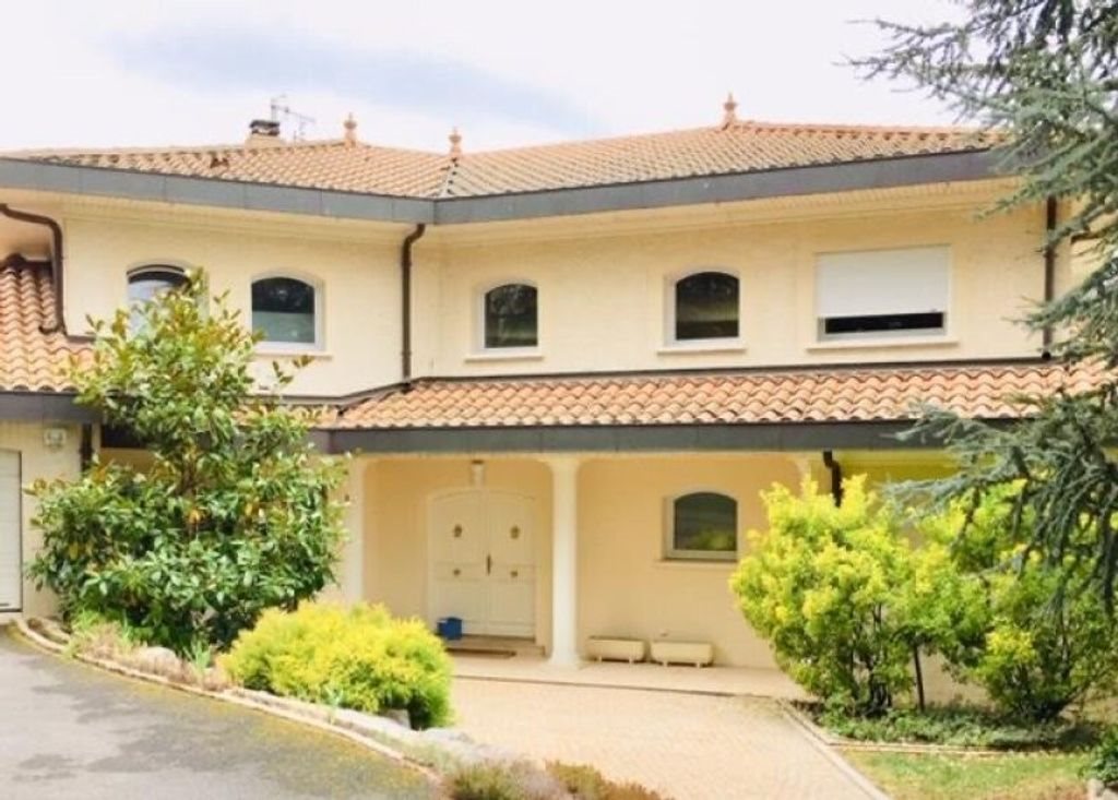 Maison à vendre, 330m², Nernier