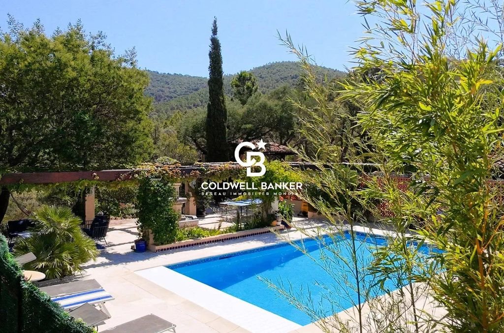 Maison à vendre, 199m², La Londe-les-Maures