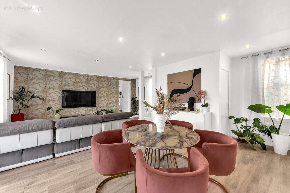 Maison à vendre, 193m², Cagnes-sur-Mer