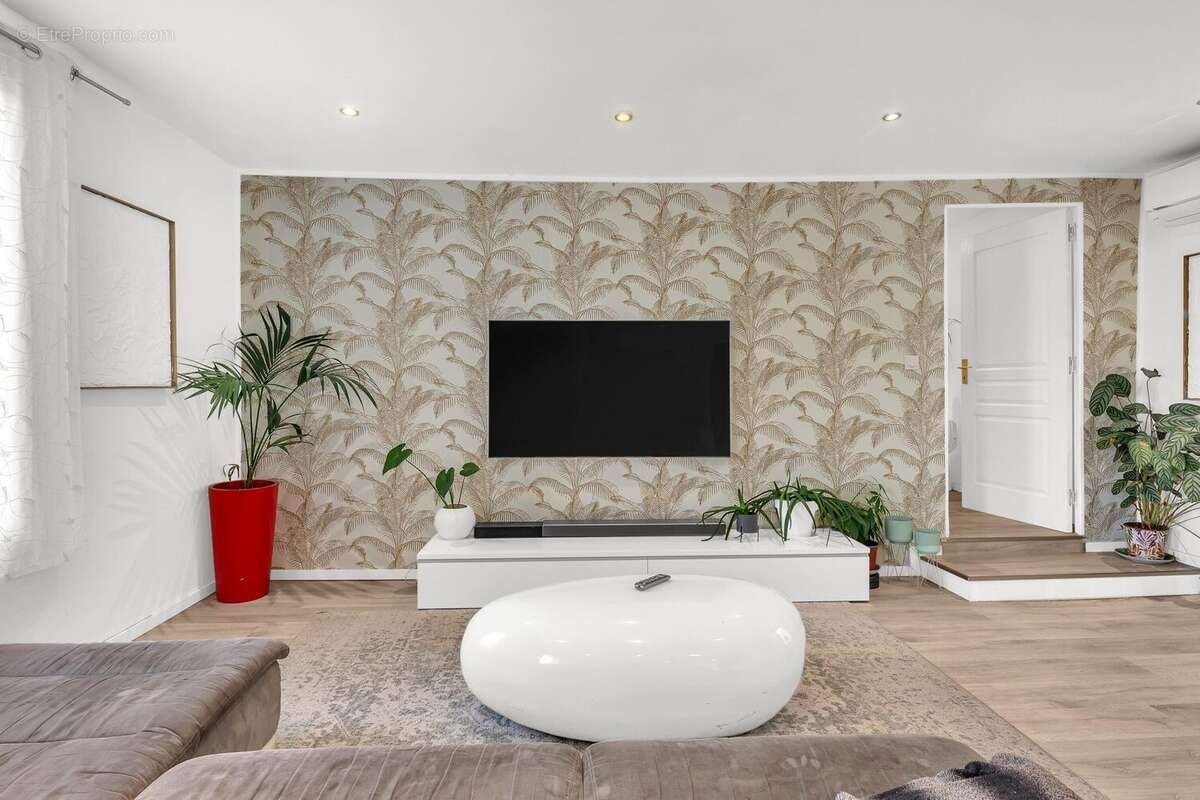 Maison à vendre, 193m², Cagnes-sur-Mer