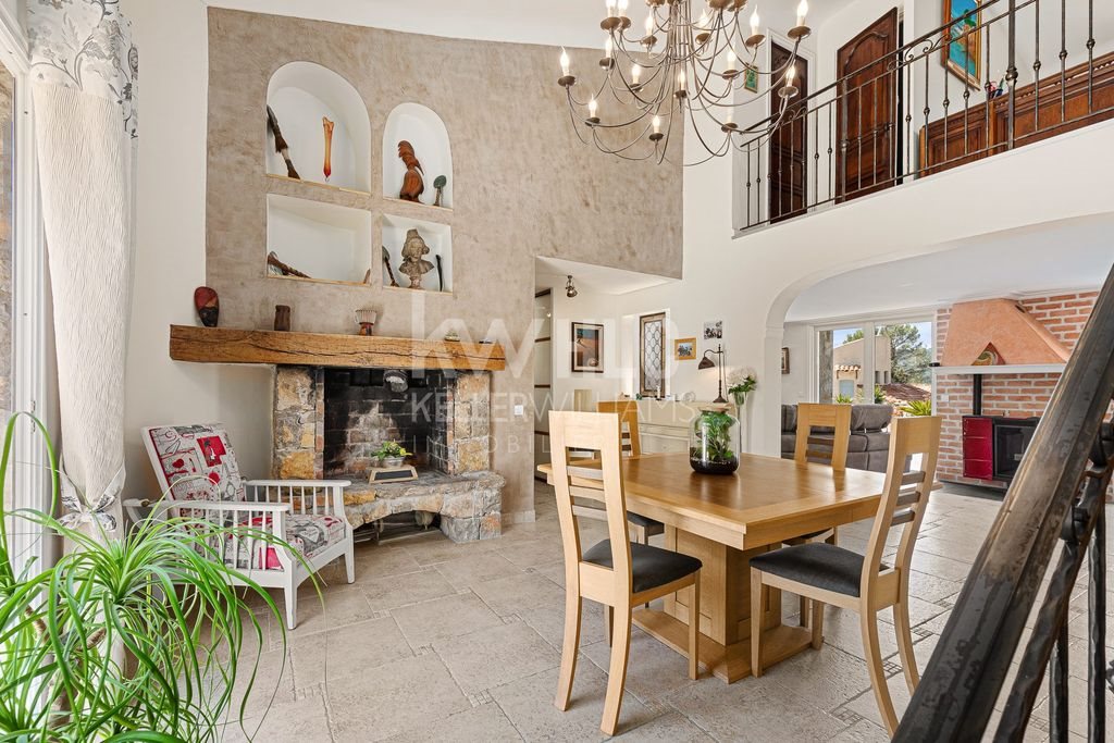 Maison à vendre, 184m², Peymeinade