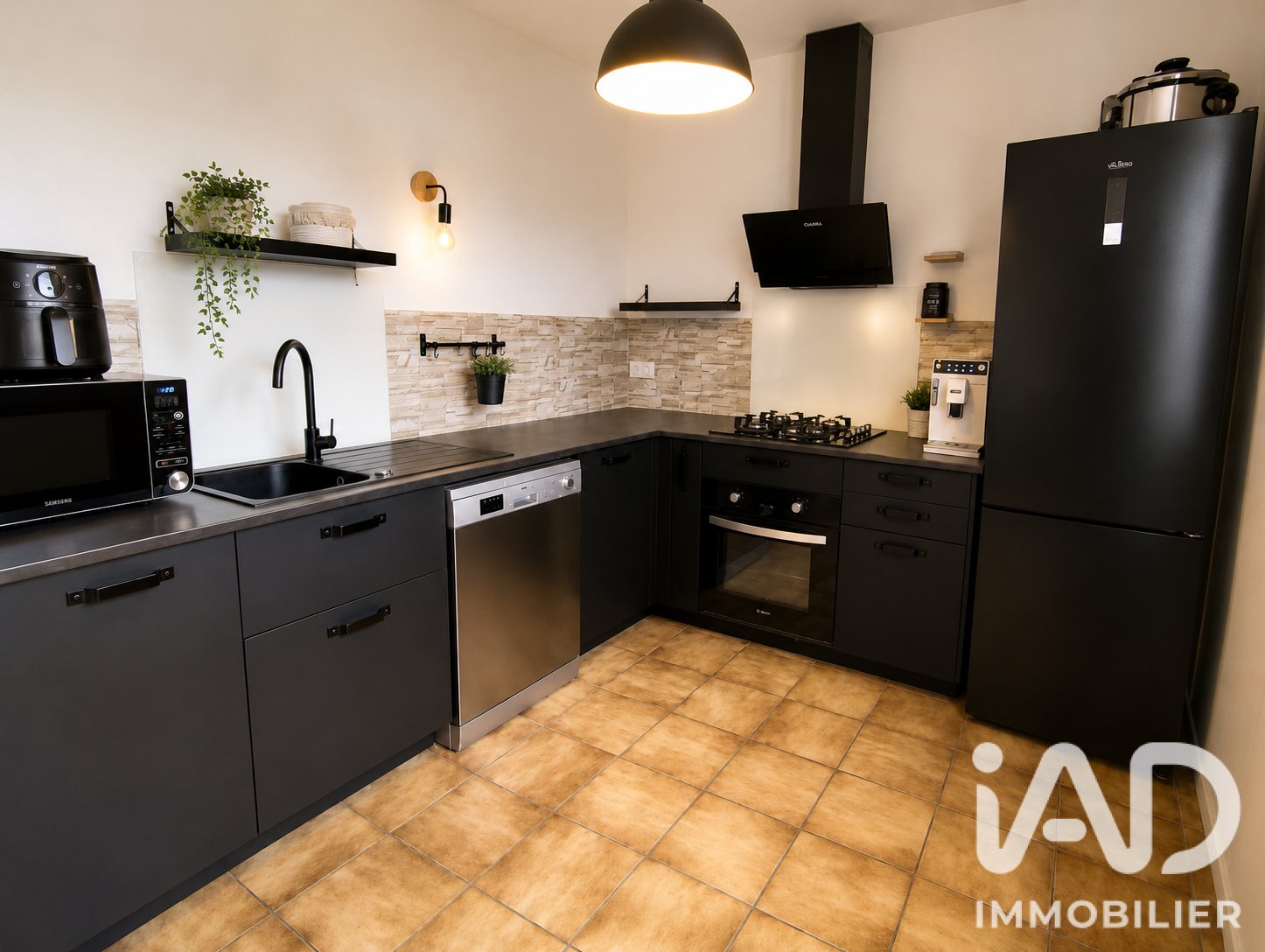 Maison à vendre, 81m², Nazelles-Négron