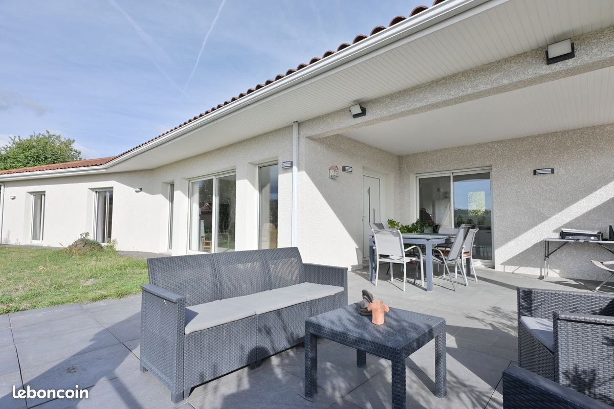 Maison à vendre, 143m², La Roche-Blanche