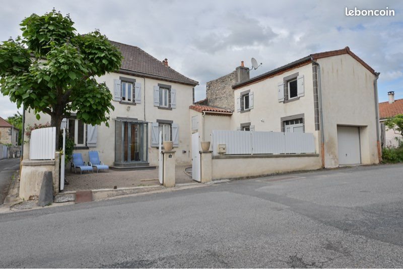 Maison à vendre, 99m², Sardon